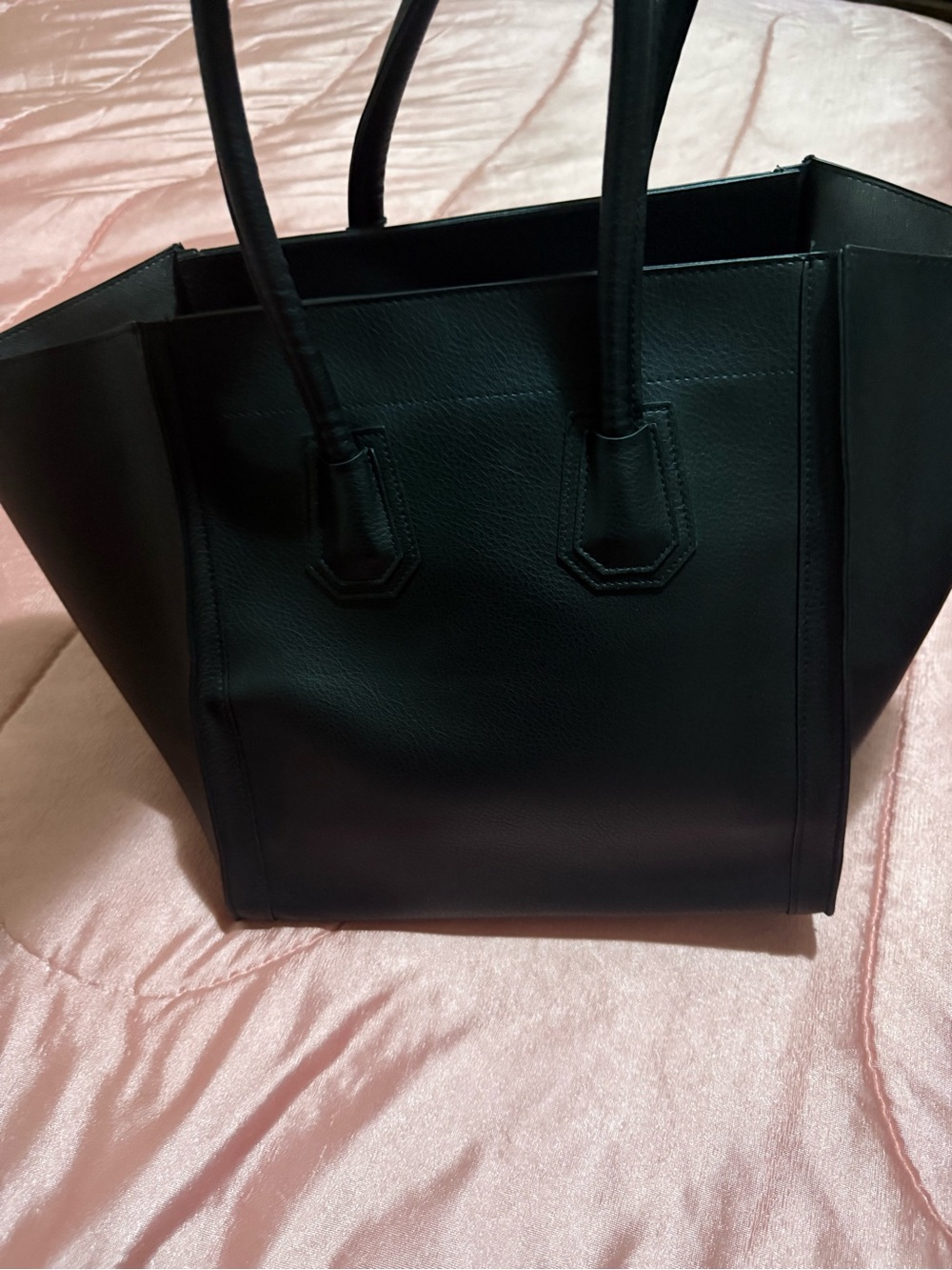 Sondra Robert’s Black Squared Structured Tote Bag - Women's Handbag